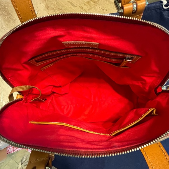 Dooney and Bourke purse in Elephant pebbled leather. - Picture 6 of 7